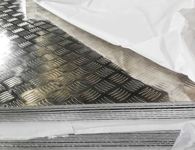 Aluminum anti-skid plate