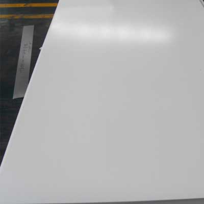 a thin aluminium sheet is placed between the plates of 